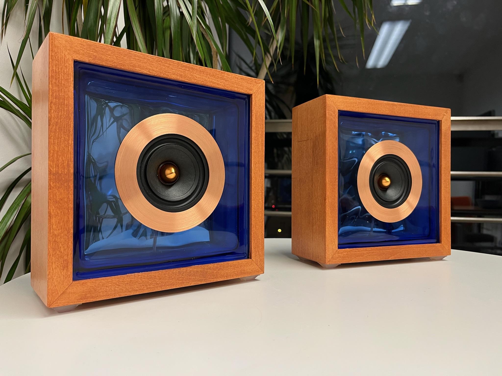 Glass Wave Speaker